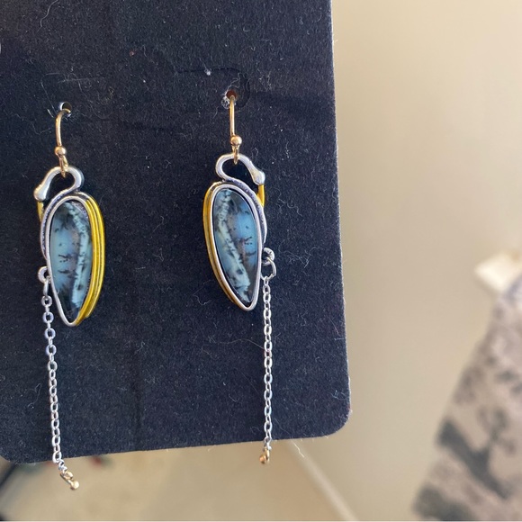 Swan Art-Deco Dangle Earrings - Picture 3 of 4